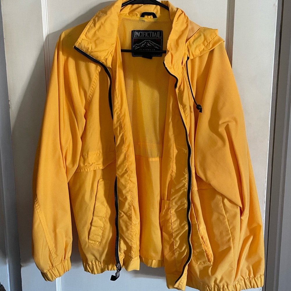London Fog Yellow Women's Windbreaker